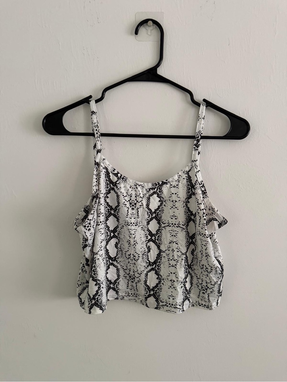 Women’s Black & White Snake Print Spaghetti Strap Tank Top